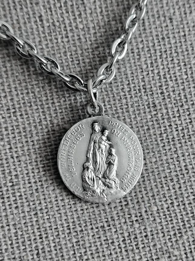 Collier Sacré-Cœur Jésus Notre-Dame Montligeon chaîne acier inoxydable 48 cm – photo 5